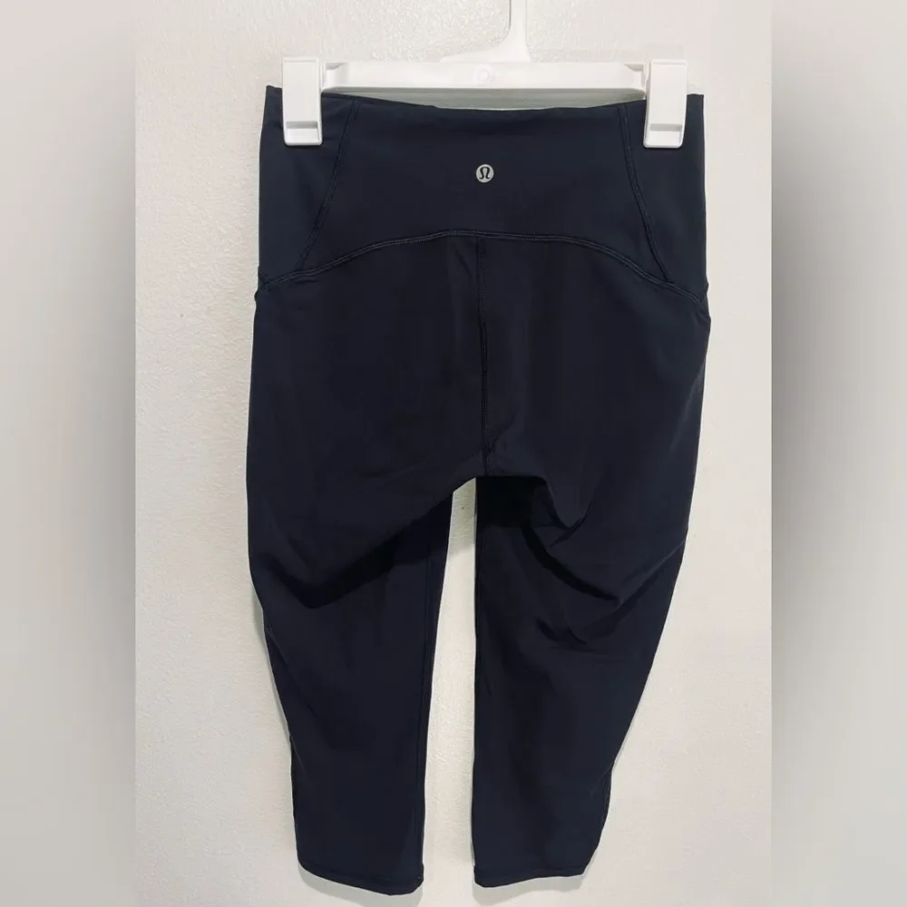 Lululemon cropped leggings black activewear casual summer Women’s 6